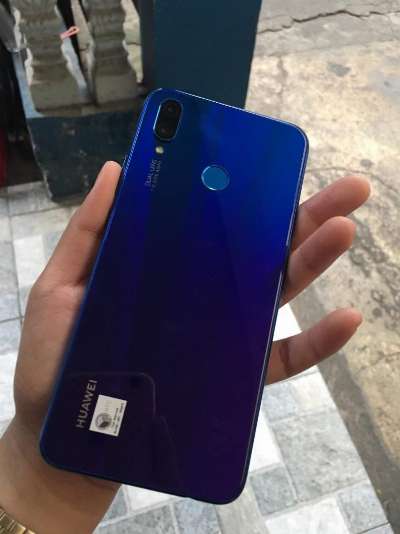Huawei nova 3i Irish purple photo