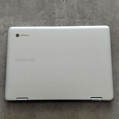 Samsung Chromebook Plus V2 photo