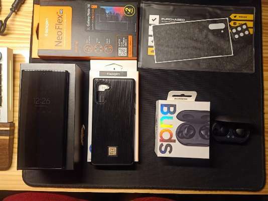 Samsung Galaxy Note 10 256GB with Freebies! photo
