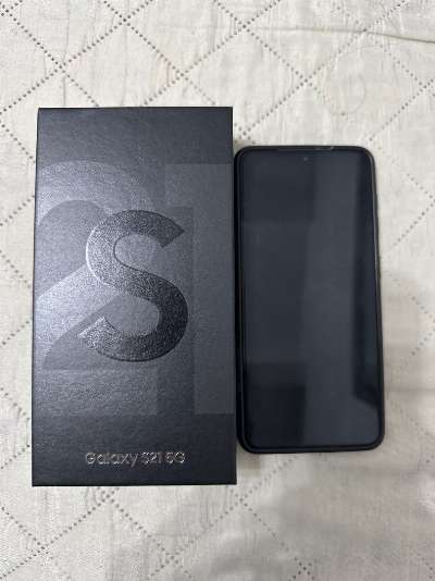 Samsung Galaxy S21 5G photo