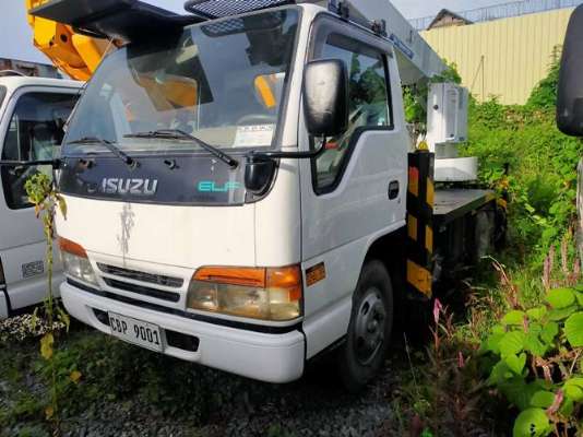 MANLIFT TRUCK  photo