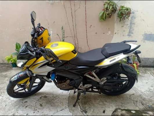   Kawasaki Rouser Ns200 2015 Model  photo