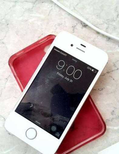 iphone 4s 16gb white smartlocked photo