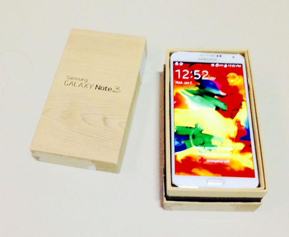 Samsung galaxy note 3 white LTE 4G openline to all networks complete photo