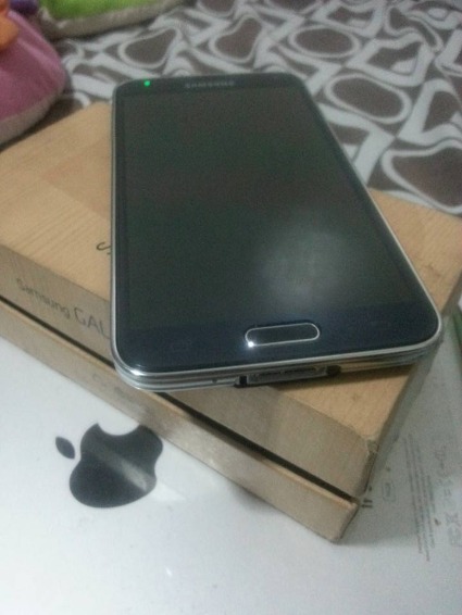 Samsung galaxy S5 black 16gb Sm-G900F photo