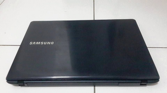 Samsung 300ESEV Core I3 3rd Gen Laptop Orig Os photo