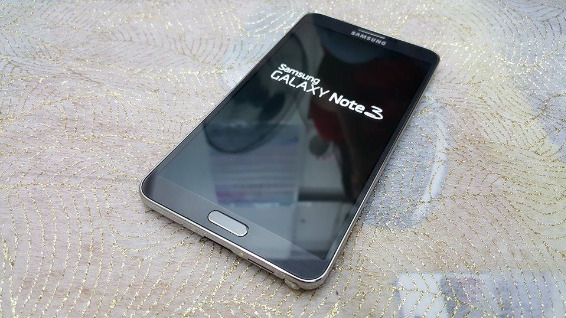 Samsung note 3 almost new never been used photo