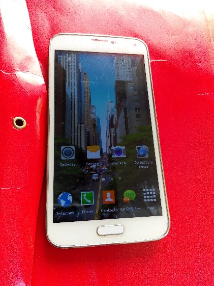 Samsung S5 photo