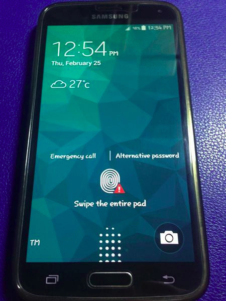 Samsung Galaxy S5 Charcoal Black Openline photo