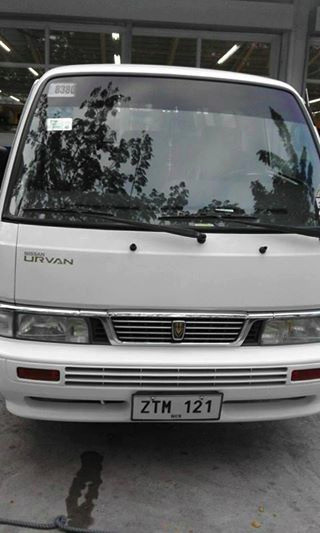 2009 Nissan Urvan Shuttle photo