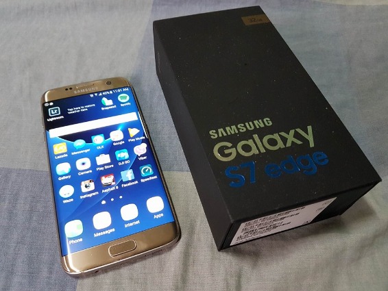 Samsung Galaxy S7 Edge Gold photo
