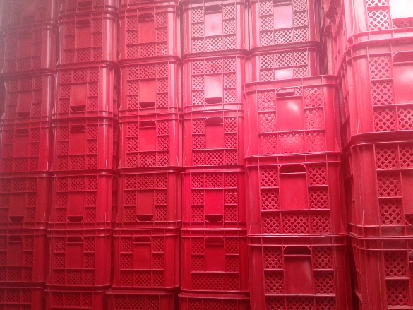 For sale! Plastic crate photo
