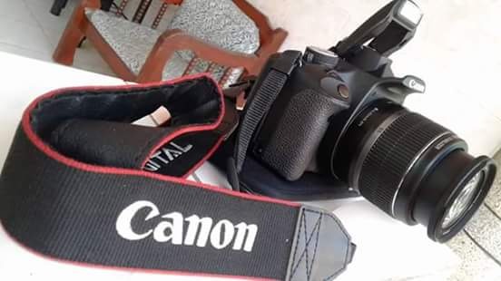 Canon Eos 1100D photo