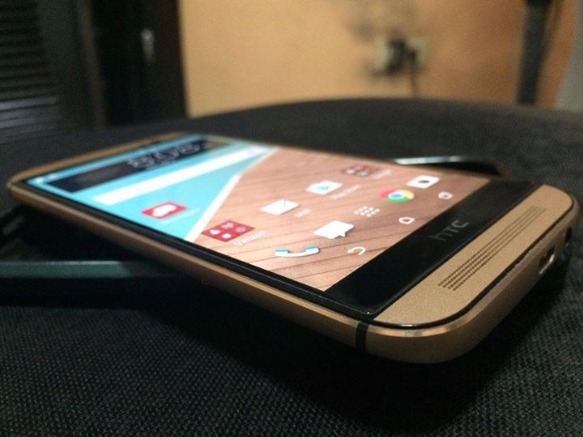 HTC One M8 Gold 32gb photo
