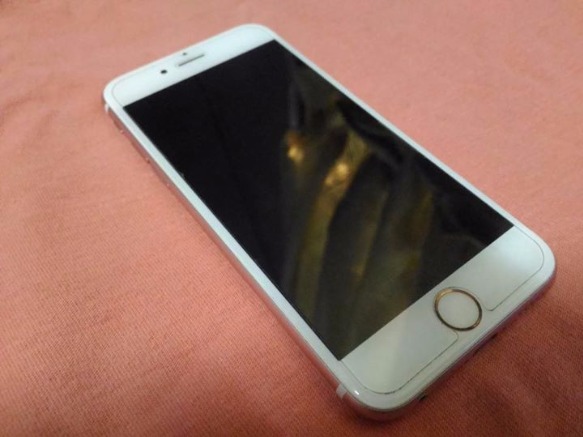 Apple iPhone 6s *Smart Locked* photo