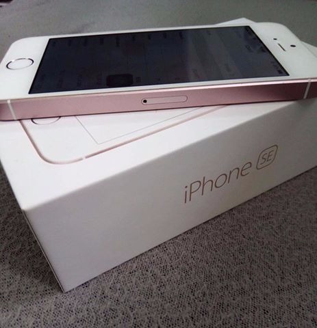 iPhone SE Rose Gold 16Gb Smart-locked photo