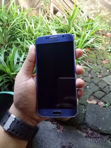 Samsung s6 flat photo