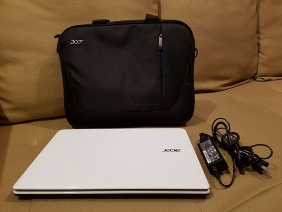 Acer Aspire Laptop photo