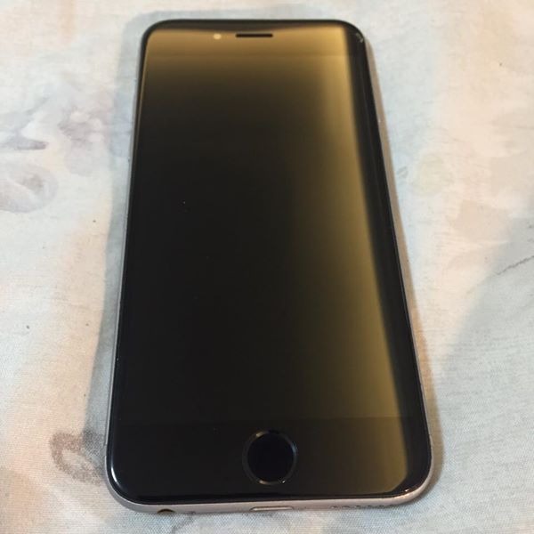 iPhone 6 16gb Space Gray (Phone Only) photo