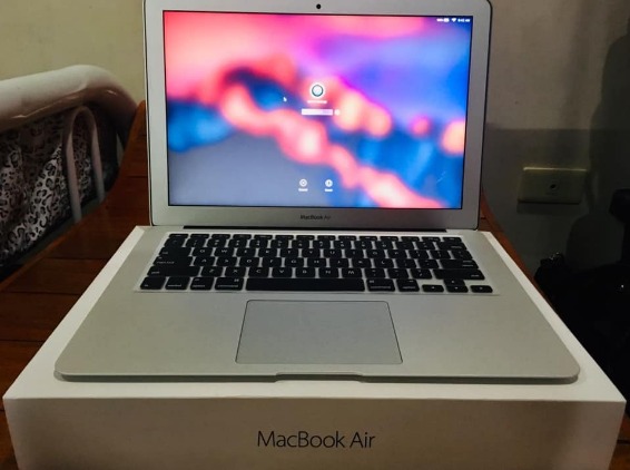 MacBook Air 2017 13” photo