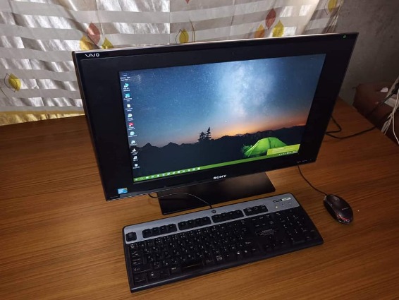 Sony Vaio Black Edition All-in-one-pc photo