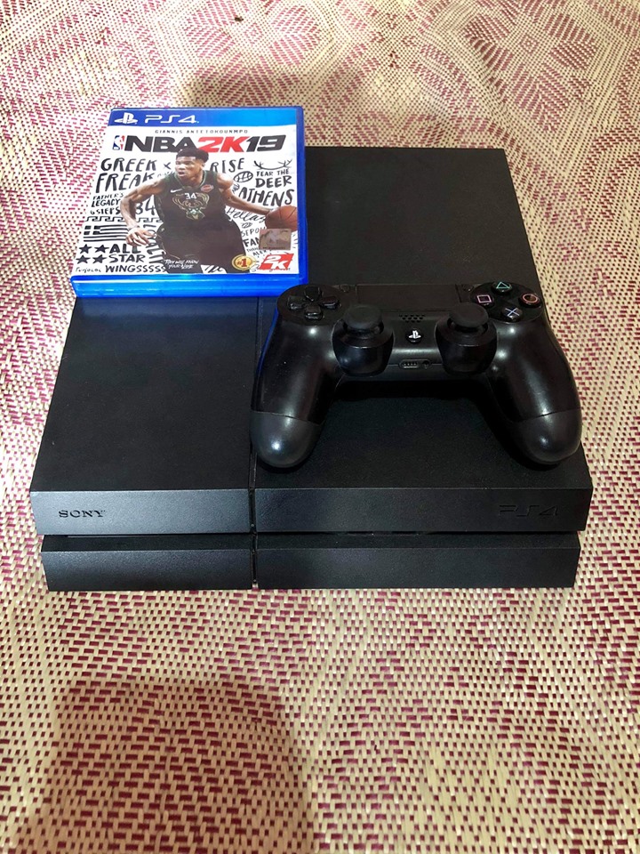 PlayStation 4 (PS4) 500gb with NBA 2K19 photo