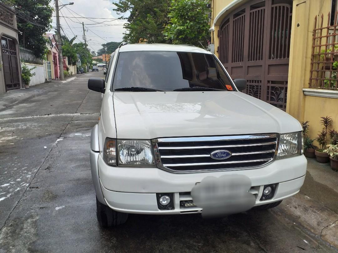 Ford Everest 2004 photo