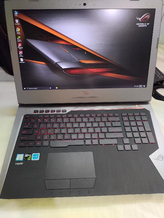 ASUS ROG G752VT Gaming Laptop photo
