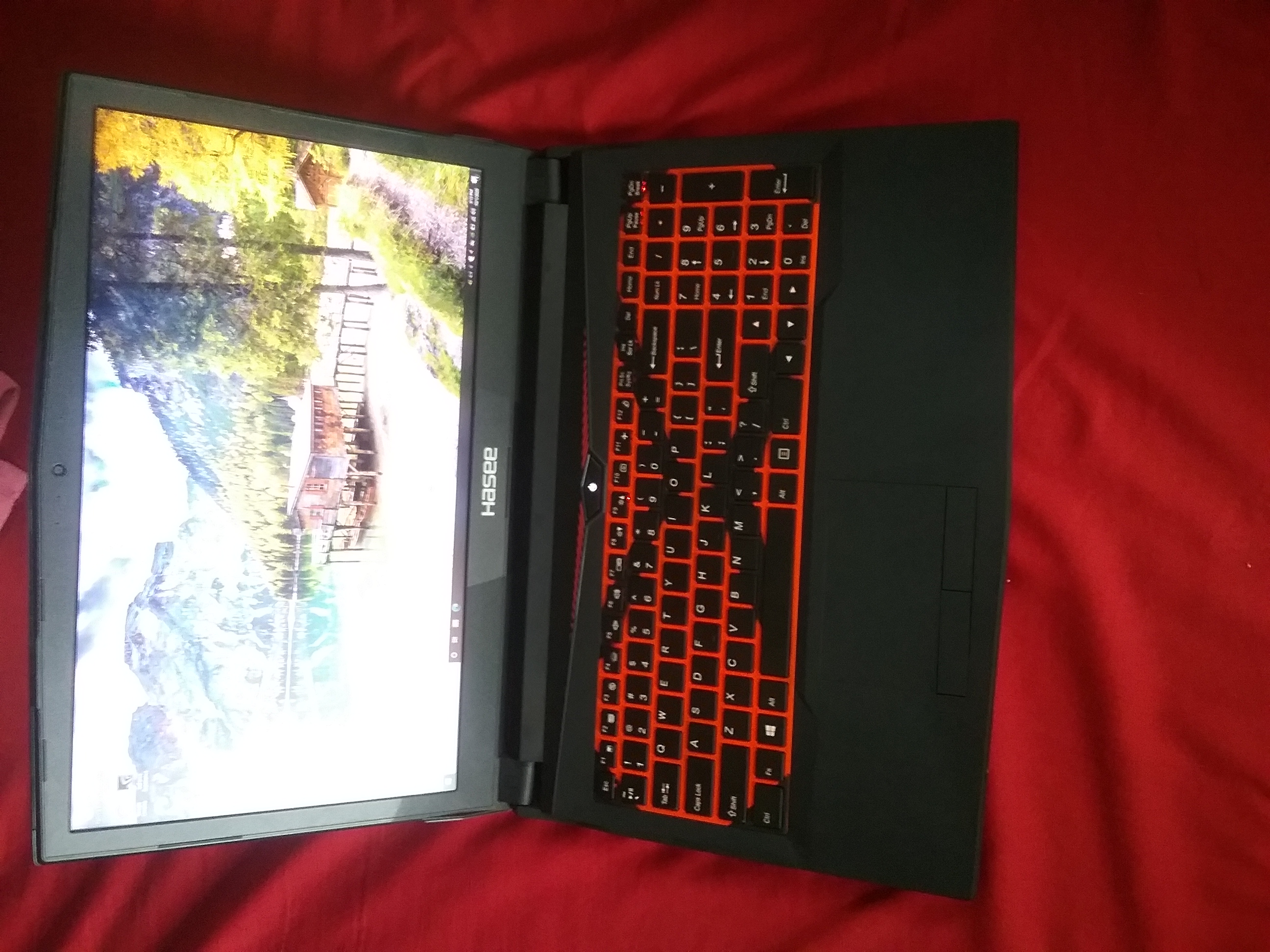 Hasee God of War T6 - X5  GTX 1050 - Intel 7th Gen - Gaming Laptop photo