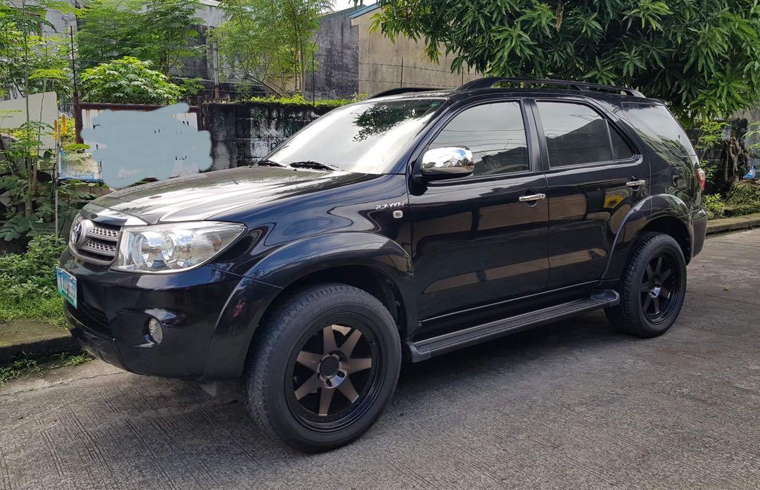 Toyota Fortuner 2.7 7 Seater 2011 photo