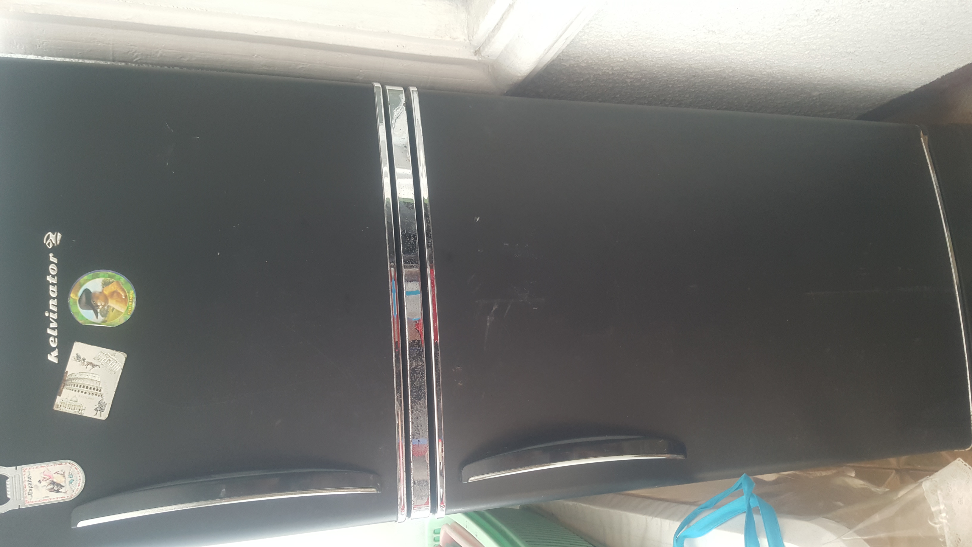 For sale used Kelvinator 7cu.ft refrigerator photo