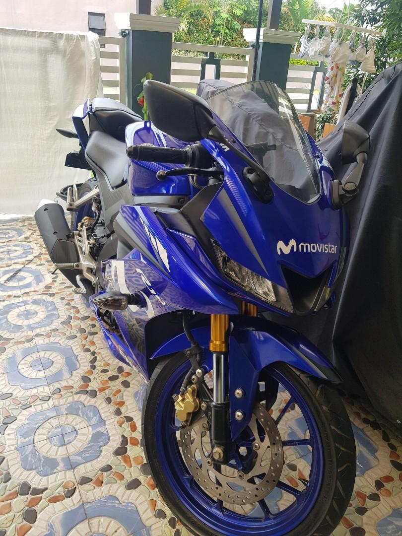 Yamaha r15 v3 movistar 2019 photo