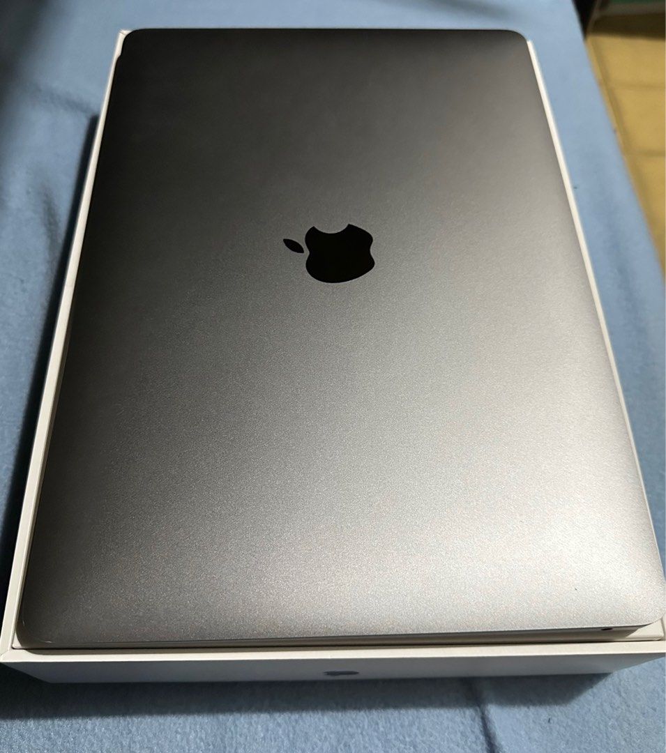 MacBook Air 13” photo