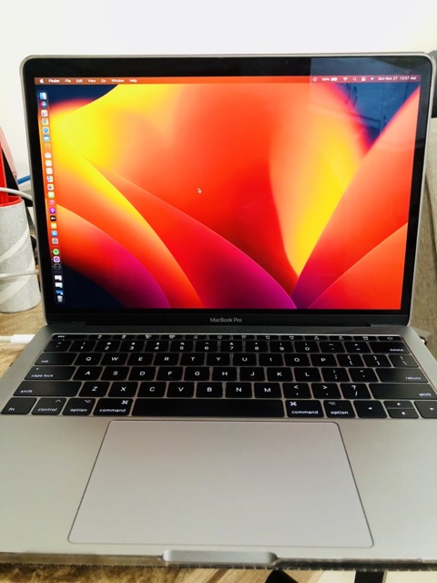 Macbook pro 13 inch (2017) Core i5 photo