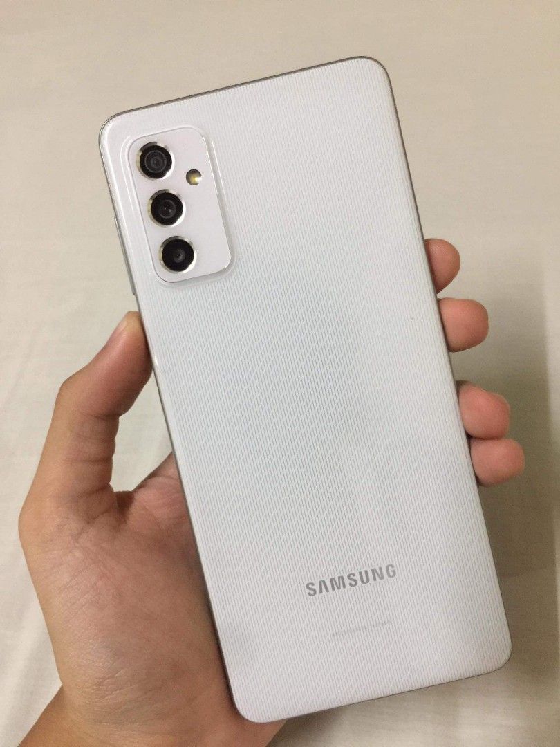 Samsung M52 5G  photo