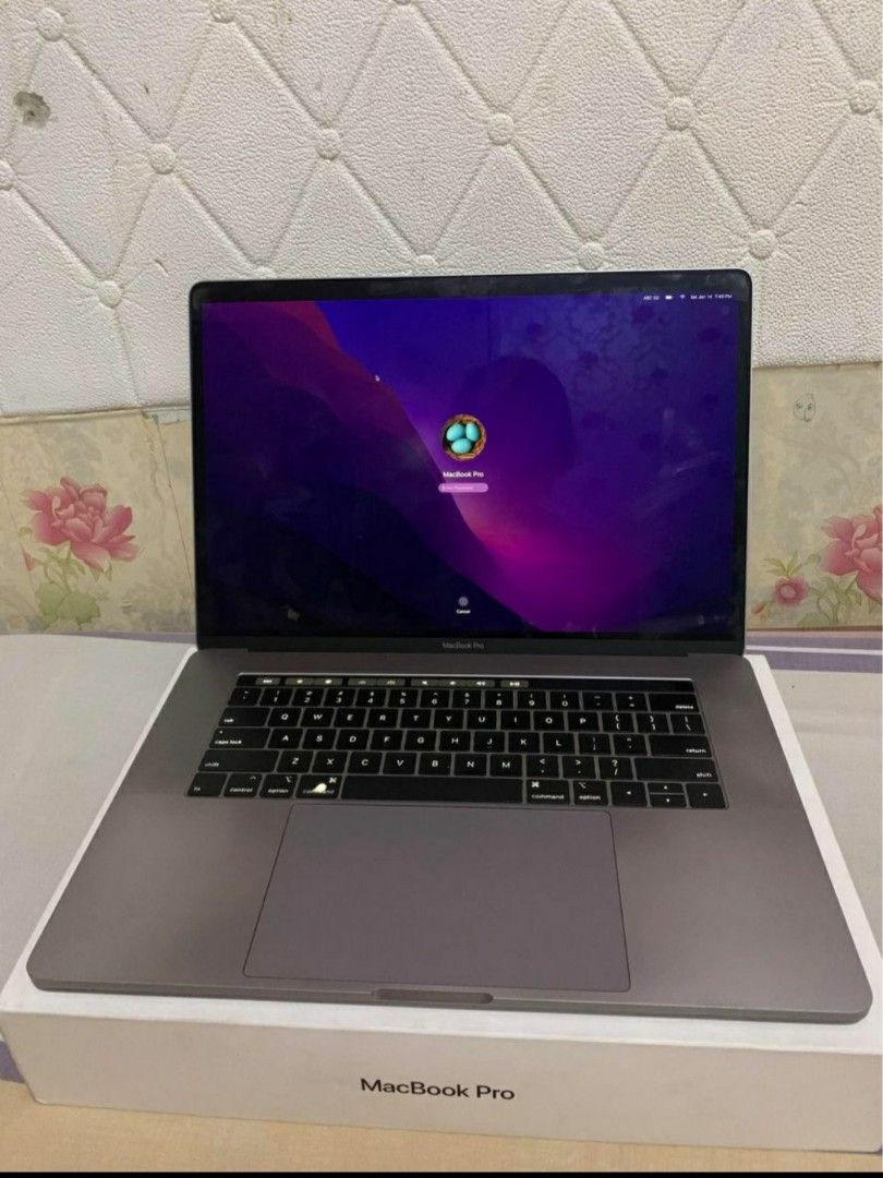 Macbook Pro 2018  photo