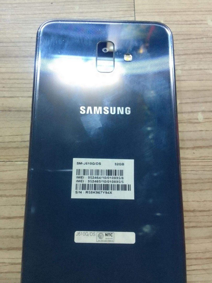  Samsung Galaxy J6+ photo