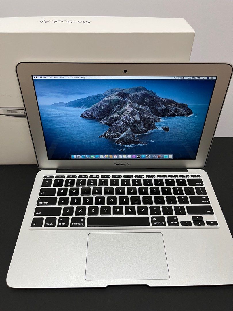 MacBook Air 2015 11inch - Complete photo