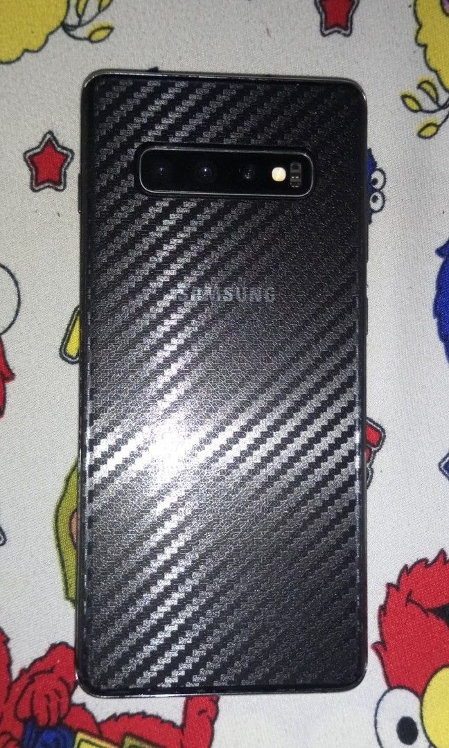 Samsung S10+ photo