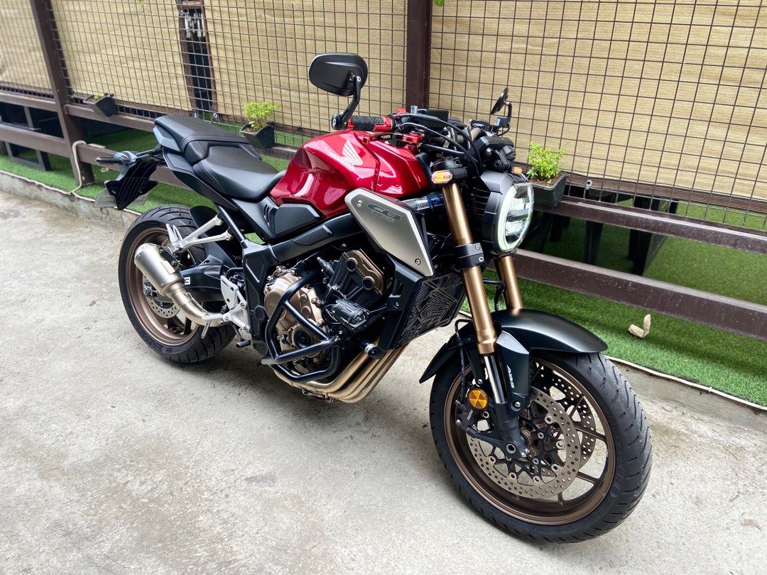 Honda CB650R 2019 photo