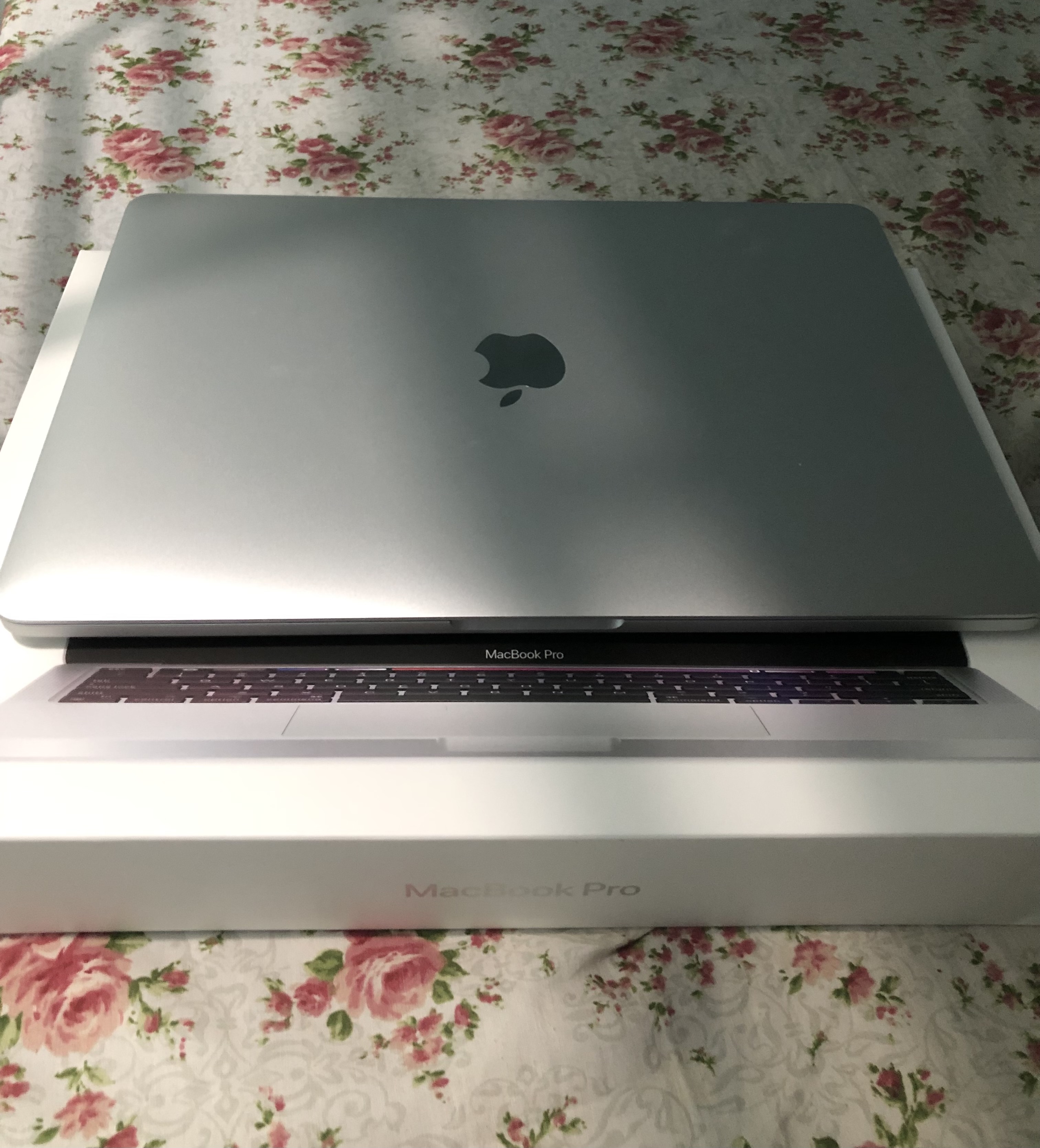 Macbook Pro 2020 M1 Chip photo