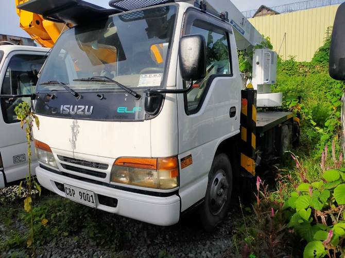 MANLIFT TRUCK photo