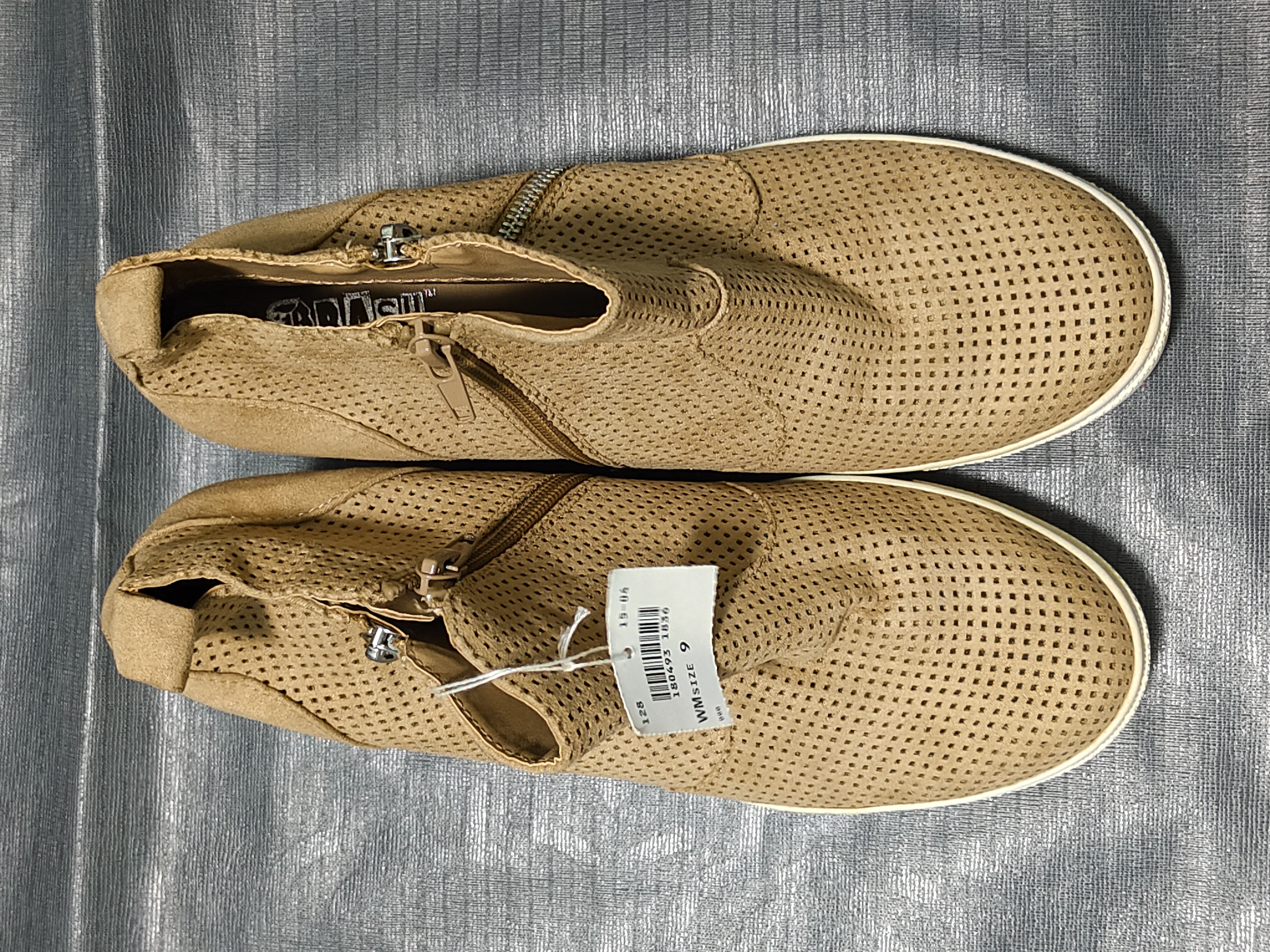 Pre loved shoes photo