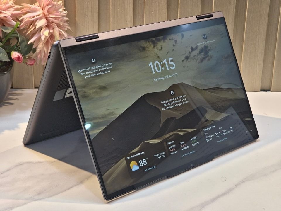 Lenovo Yoga 7i 2-in-1 14IML9 83DJ Ultra 7 155U photo
