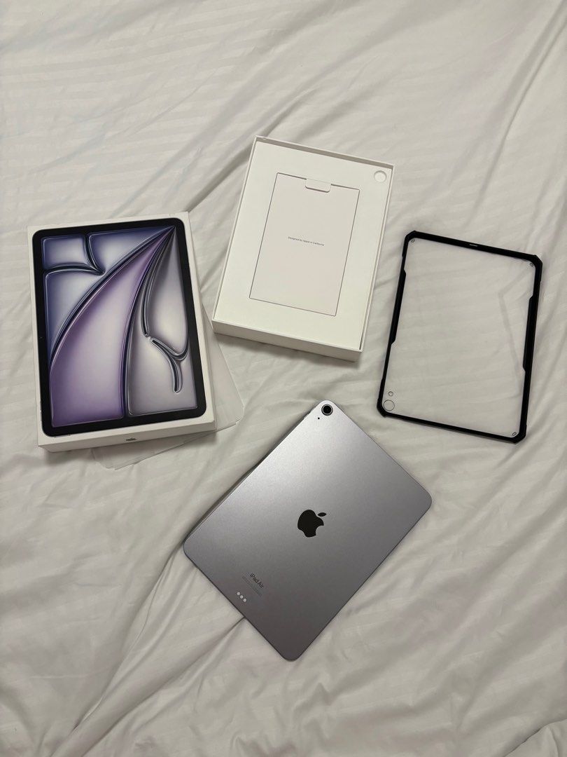 Apple IPAD AIR 6 - M2 photo