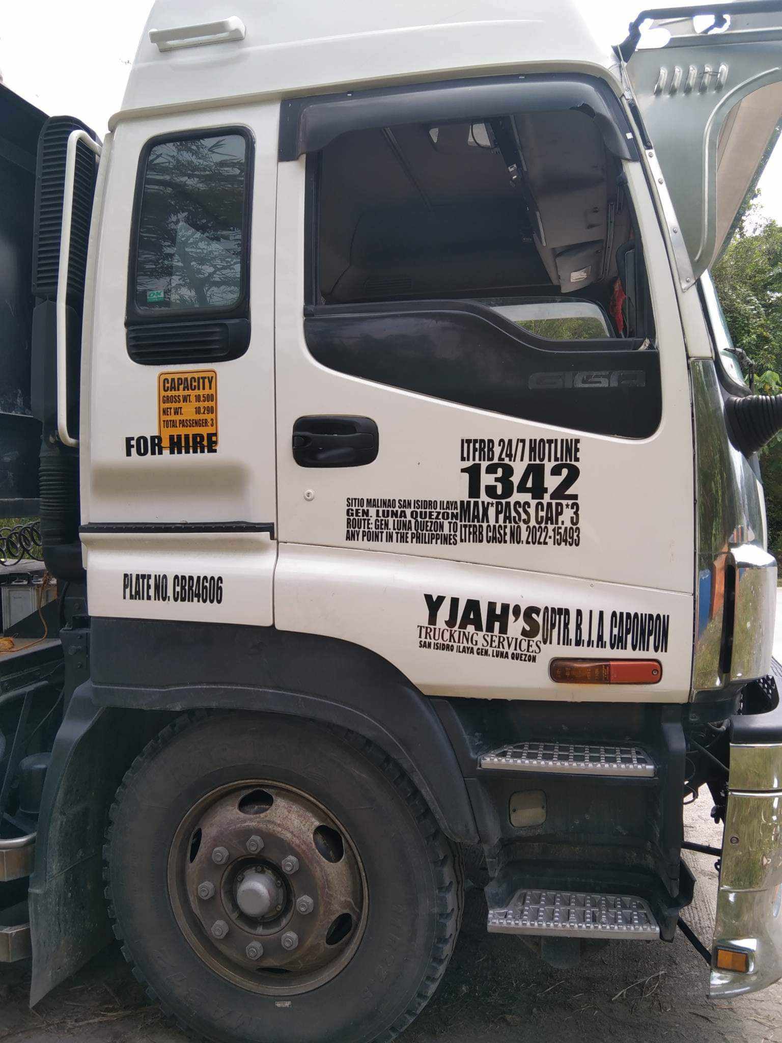 Isuzu Elf Truck 16ft 4BD1 photo